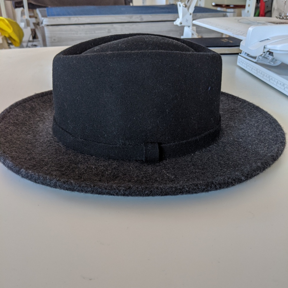 Women's Wool Fedora - image 3